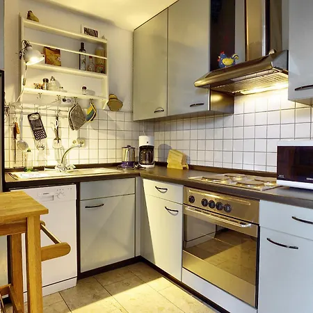 Pauli, Fw 2 Apartamento *